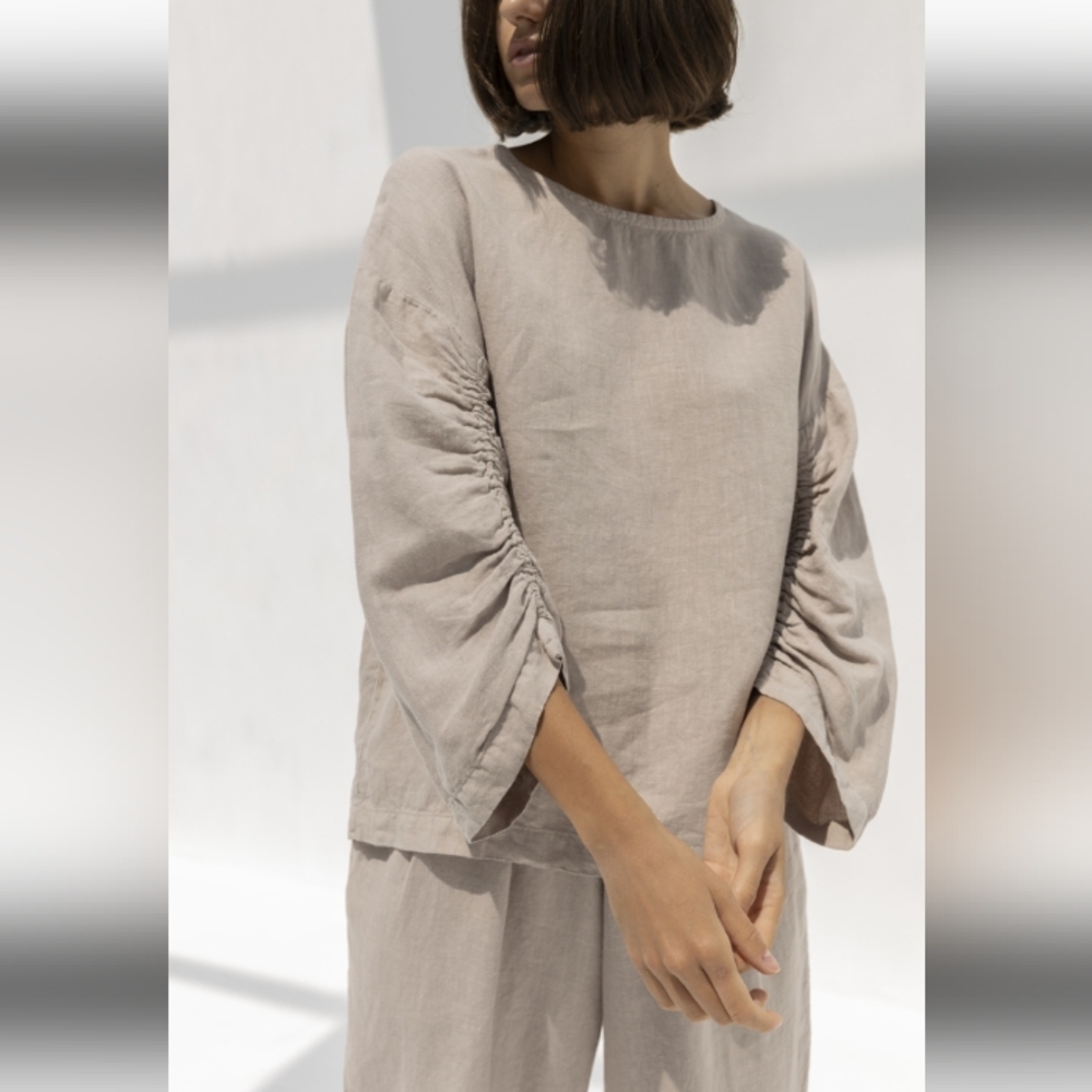 Black Crane Xiao Top in Stone